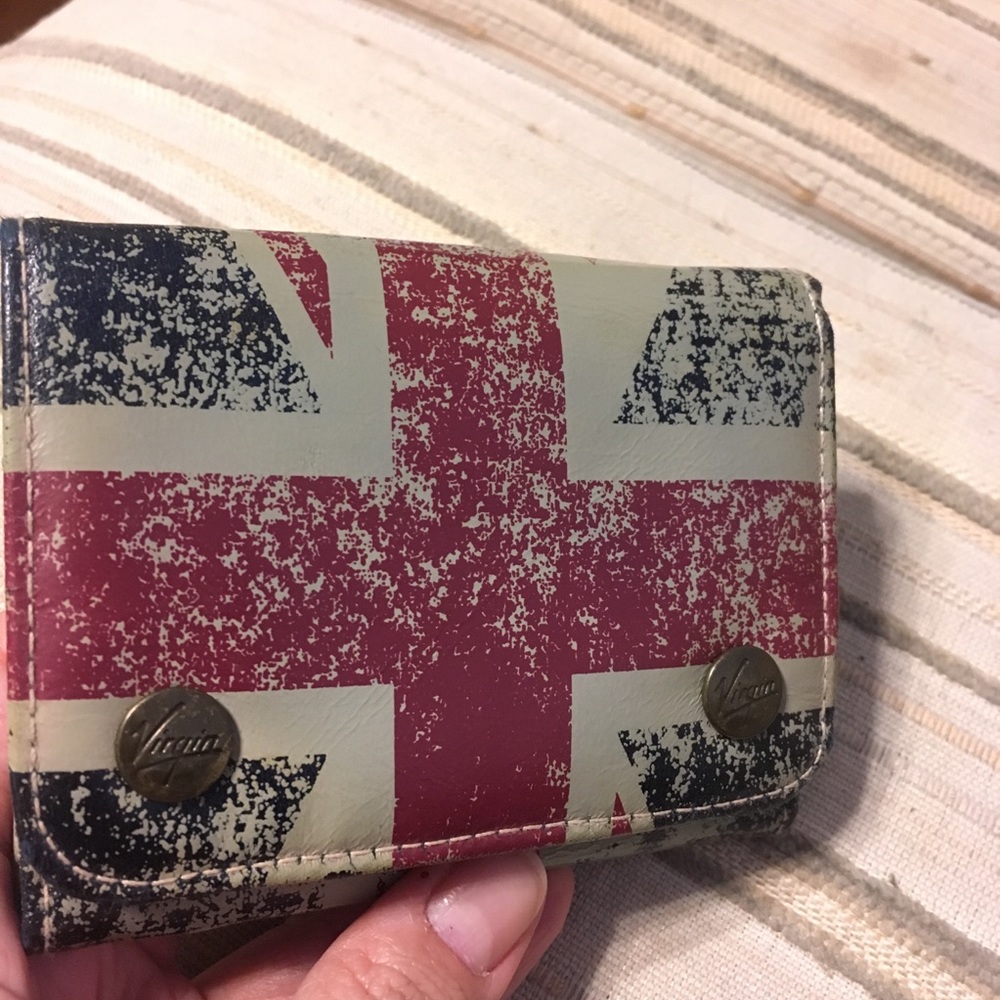 Union Jack distressed trifold wallet - pleather